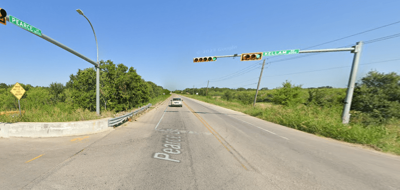 Del Valle Three-Vehicle Crash