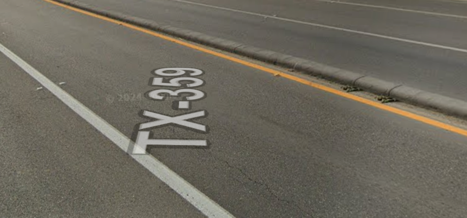Laredo 5-Vehicle Collision